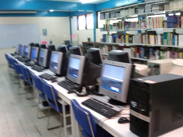 Laboratorio de Idiomas